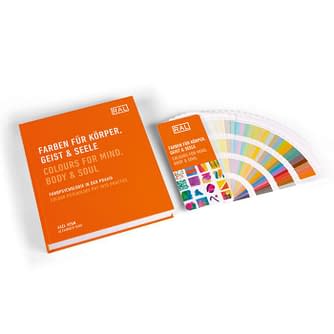 ral-buch-farben-fuer-koerper-geist-und-seele-02-cover-farbfaecher_1